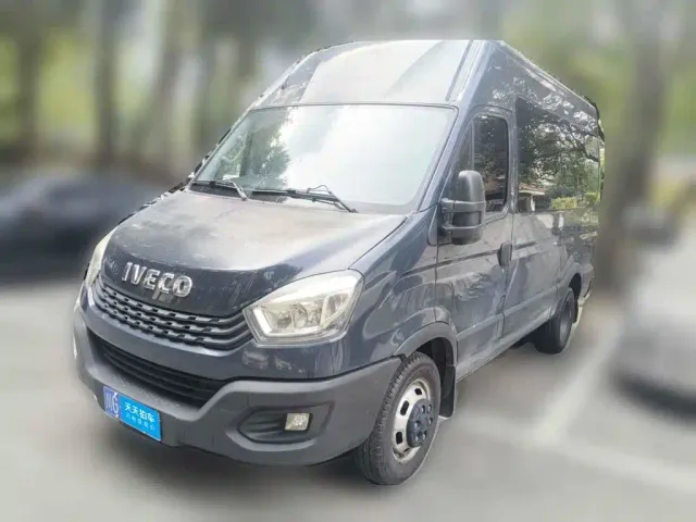 Фотография автомобиля — Iveco Daily