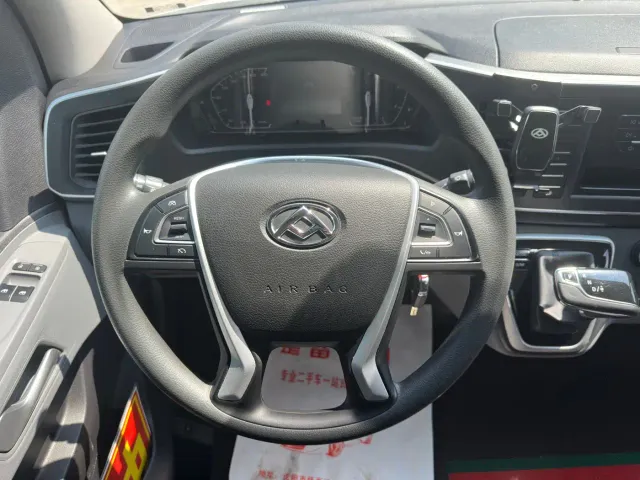 Maxus Xintu V80 — Фото автомобиля 11
