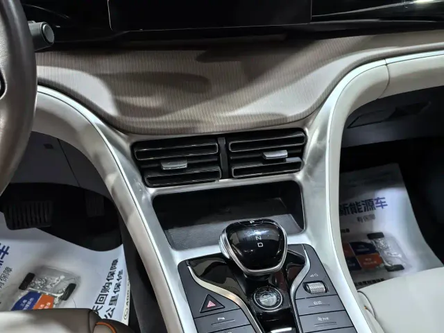 BYD Song Pro — Фото автомобиля 9