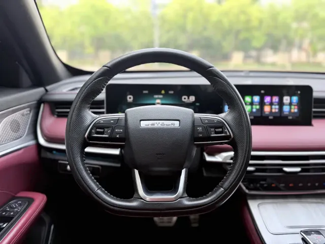 Jetour X70 Plus — Фото автомобиля 5