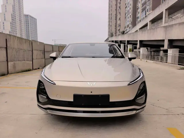 Wuling Starlight — Фото автомобиля 2