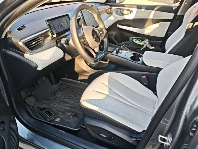 BYD Seal 05 DM-i — Фото автомобиля 14