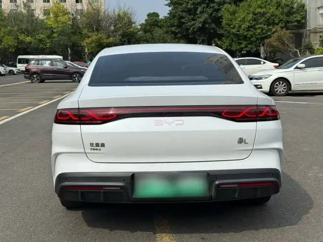 BYD Qin L — Фото автомобиля 5
