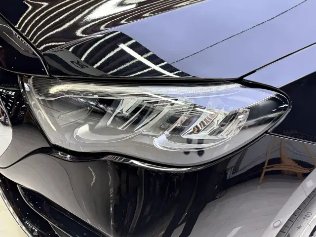 Mercedes-Benz E-Class — Фото автомобиля 12
