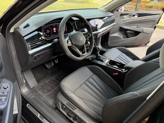 Volkswagen Passat — Фото автомобиля 9