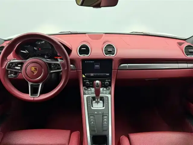 Porsche 718 — Фото автомобиля 11