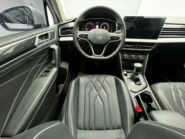 Volkswagen Tiguan L — Фото автомобиля 9