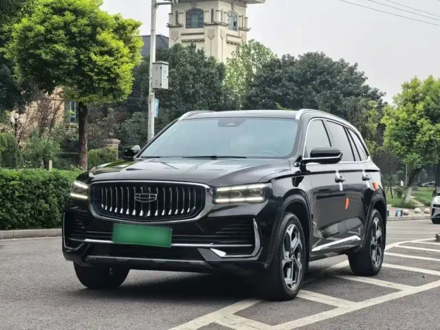Фотография автомобиля — Geely Xingyue L