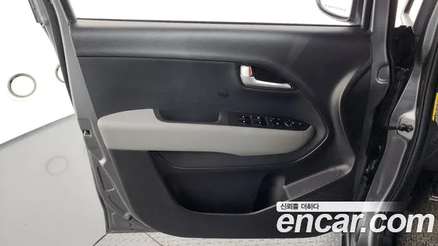 Kia RAY Новый Kia Ray Signature — Фото автомобиля 21