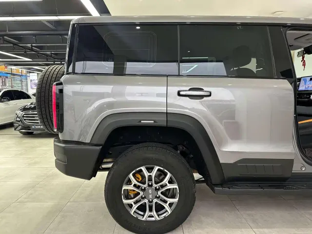 BAIC BJ40 — Фото автомобиля 28