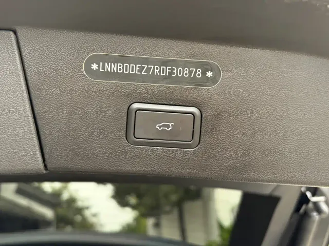Exeed Exlantix ET 2024 Extended Range 240 Max AWD — Фото автомобиля 9
