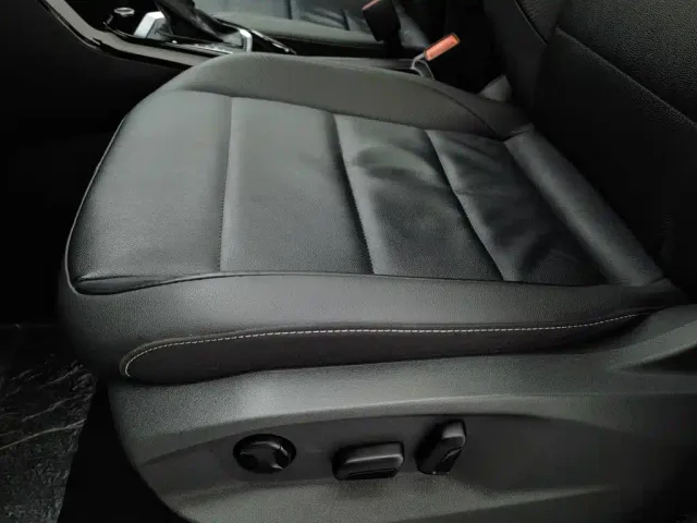 Volkswagen Volkswagen T-ROC 2022 280TSI DSG 2WD Comfort PLUS — Фото автомобиля 20