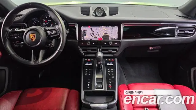 Porsche Macan — Фото автомобиля 7