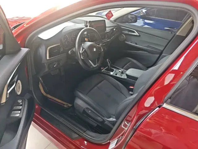 BMW 1 Series — Фото автомобиля 14
