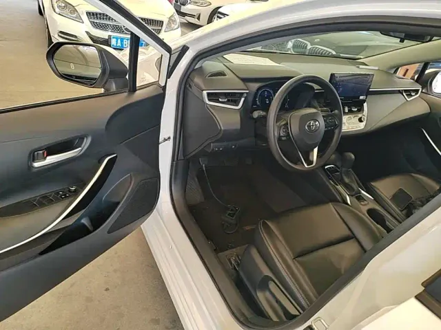 Toyota Corolla — Фото автомобиля 15