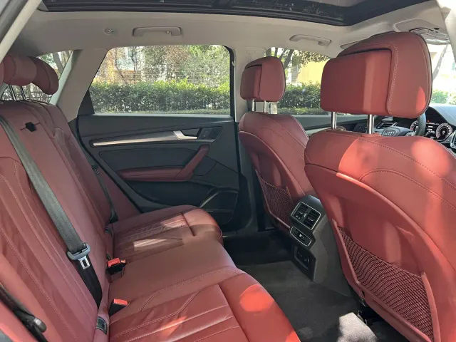 Audi Q5L — Фото автомобиля 12