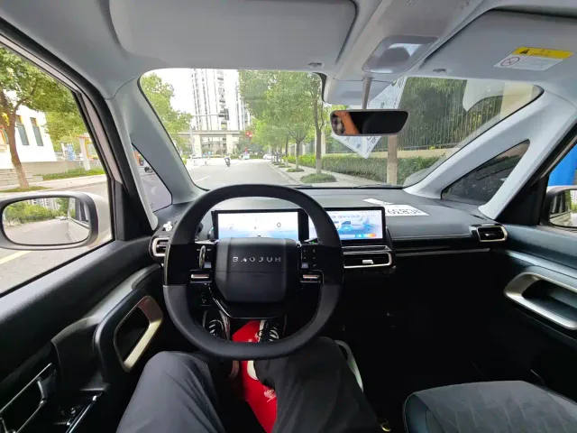 Baojun KiWi EV — Фото автомобиля 9