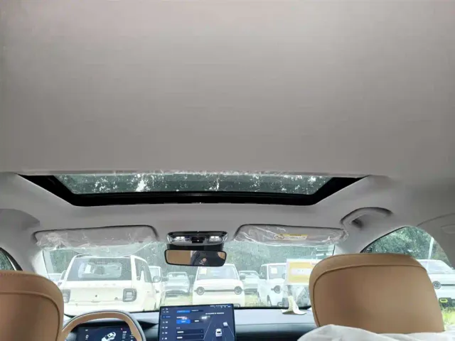 Geely Galaxy Stellar 6 — Фото автомобиля 17