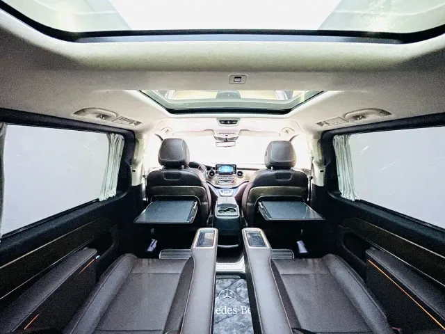 Mercedes-Benz V-Class — Фото автомобиля 14