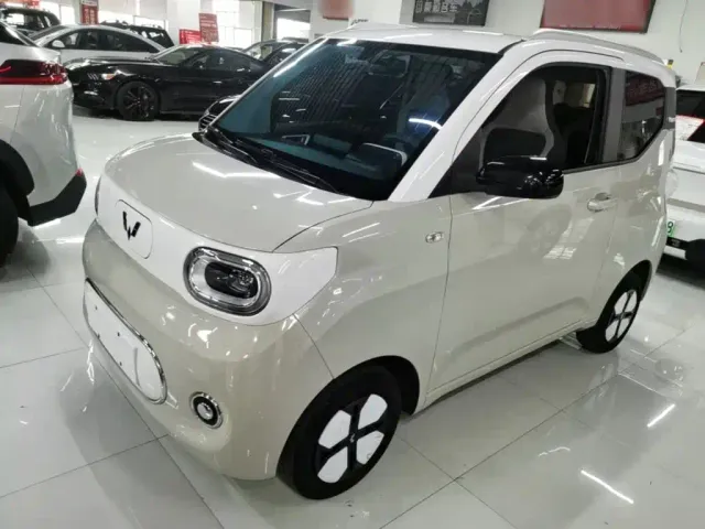 Фотография автомобиля — Wuling Hongguang Mini EV