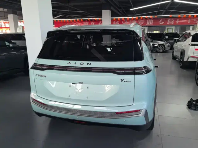 GAC Aion Y — Фото автомобиля 5