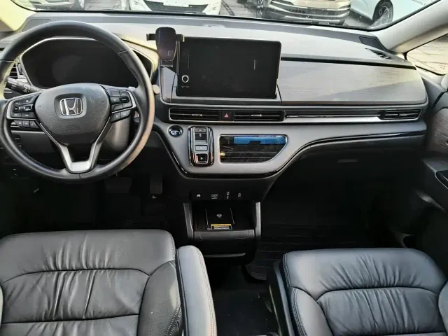 Honda Odyssey — Фото автомобиля 14
