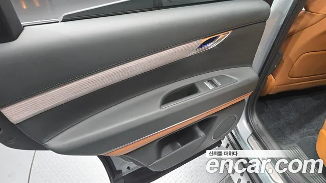 Genesis GV80 — Фото автомобиля 25