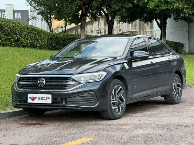 Фотография автомобиля — Volkswagen Sagitar