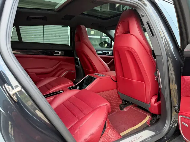 Porsche Panamera — Фото автомобиля 6