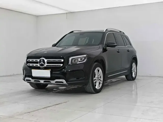 Фотография автомобиля — Mercedes-Benz GLB-Class