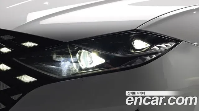 Hyundai Grandeur (New) Hybrid — Фото автомобиля 7