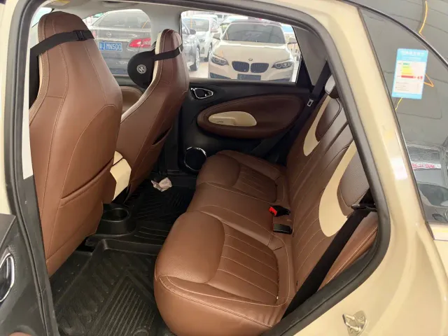 Wuling Bingo — Фото автомобиля 13