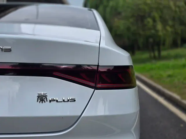 BYD Qin PLUS — Фото автомобиля 8