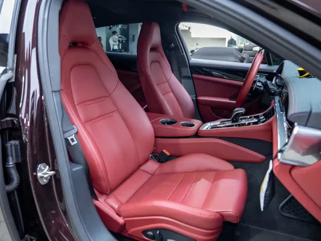 Porsche Panamera — Фото автомобиля 30