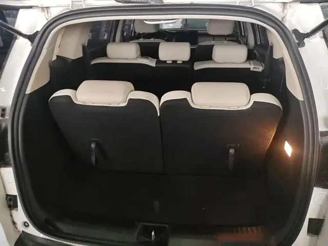 BYD Song MAX — Фото автомобиля 18