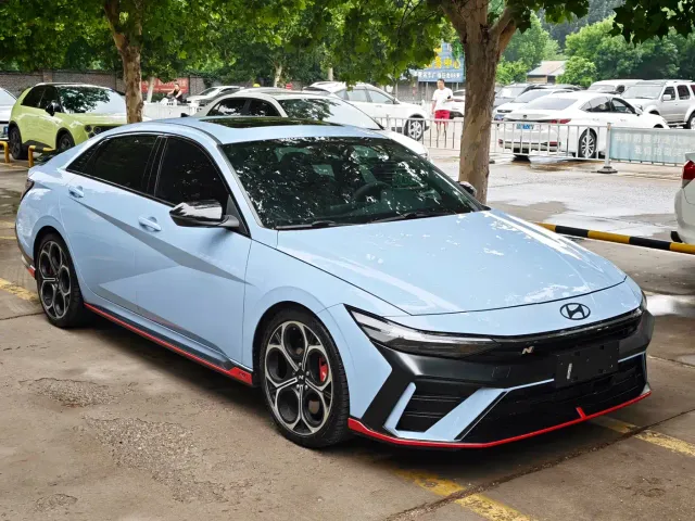 Hyundai Elantra N — Фото автомобиля 3