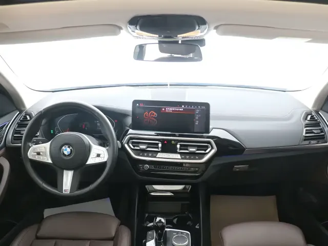 BMW X3 — Фото автомобиля 10