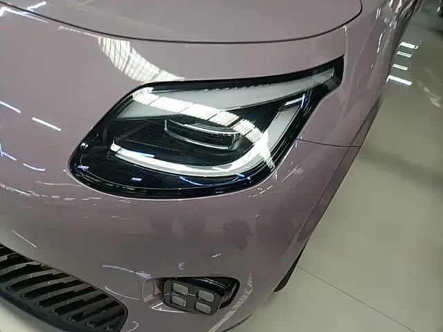 GAC Aion UT — Фото автомобиля 23