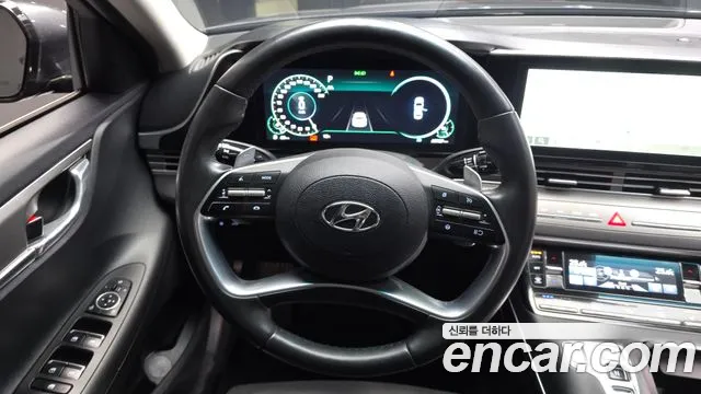 Hyundai Grandeur (New) Hybrid — Фото автомобиля 13