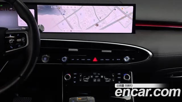 Genesis GV70 — Фото автомобиля 13