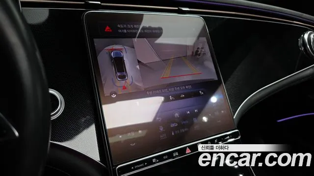 Mercedes-Benz EQS — Фото автомобиля 14