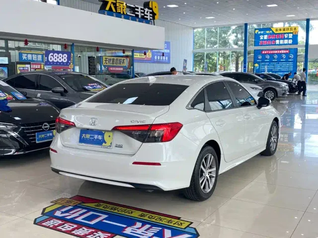 Honda Civic — Фото автомобиля 13