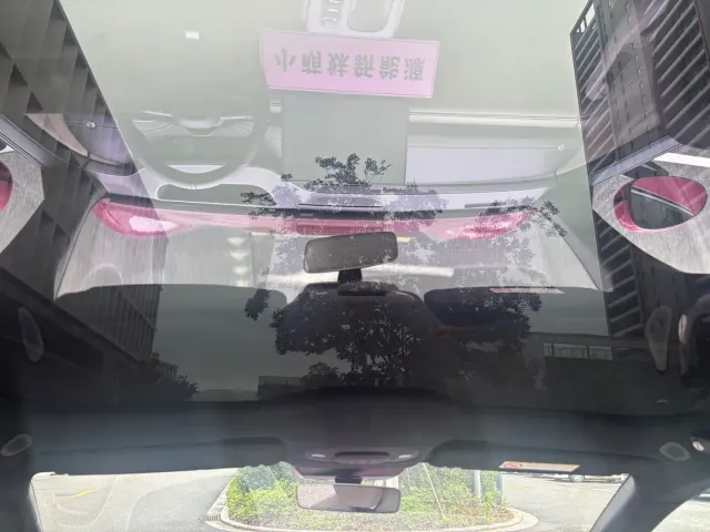 Xiaomi SU7 — Фото автомобиля 11