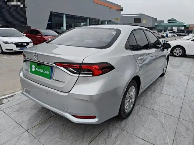 Toyota Corolla — Фото автомобиля 6
