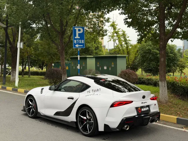 Toyota Supra — Фото автомобиля 4