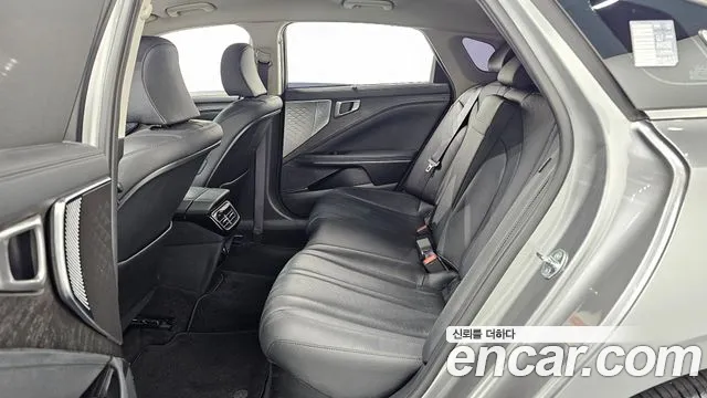 Kia K8 K8 Hybrid — Фото автомобиля 12
