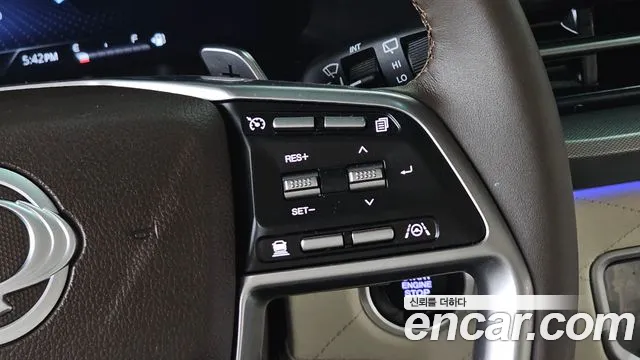 KG_Mobility_Ssangyong Rexton Rexton Arena Дизель 2.2 4WD — Фото автомобиля 18
