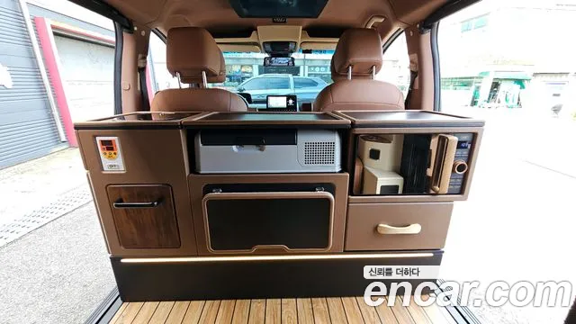 Hyundai Staria Staria 2WD автодом — Фото автомобиля 18