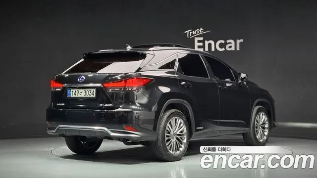 Lexus RX — Фото автомобиля 2
