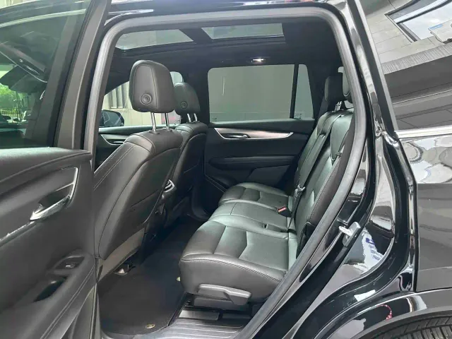 Cadillac XT6 — Фото автомобиля 20
